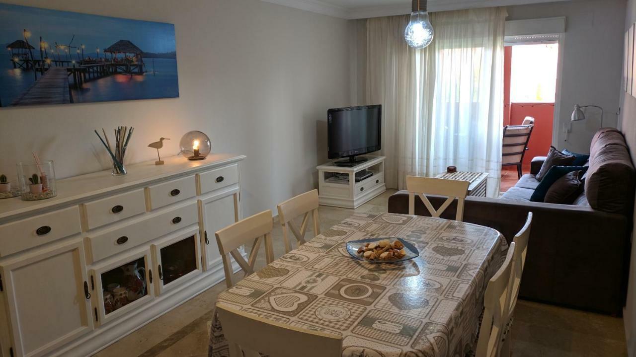 Apartamento Las Camelias เบนัลมาเดนา ภายนอก รูปภาพ